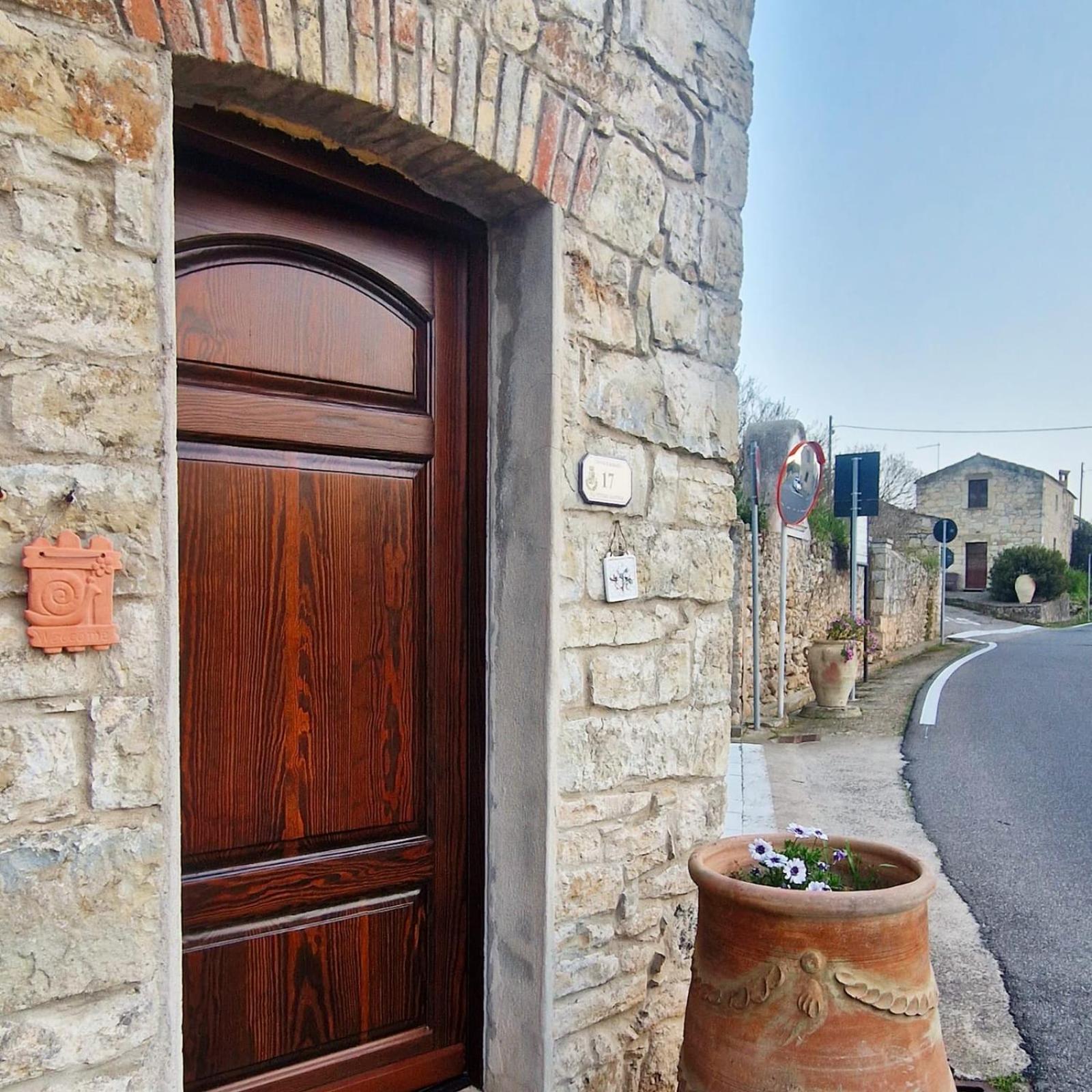 Apartmán Domus De Jara - Casa Montis Baradili Exteriér fotografie